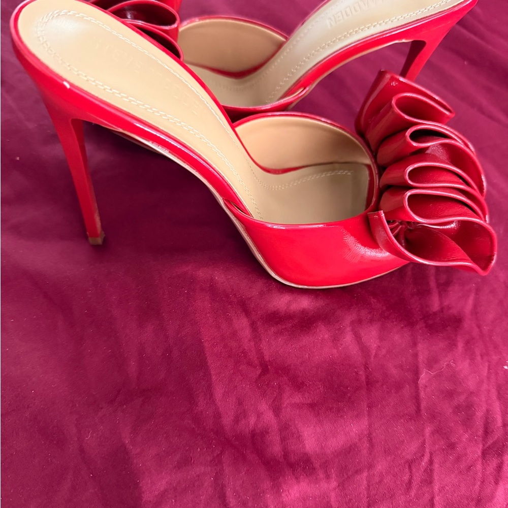 Steve Madden Vibrant Red Bow Heels
